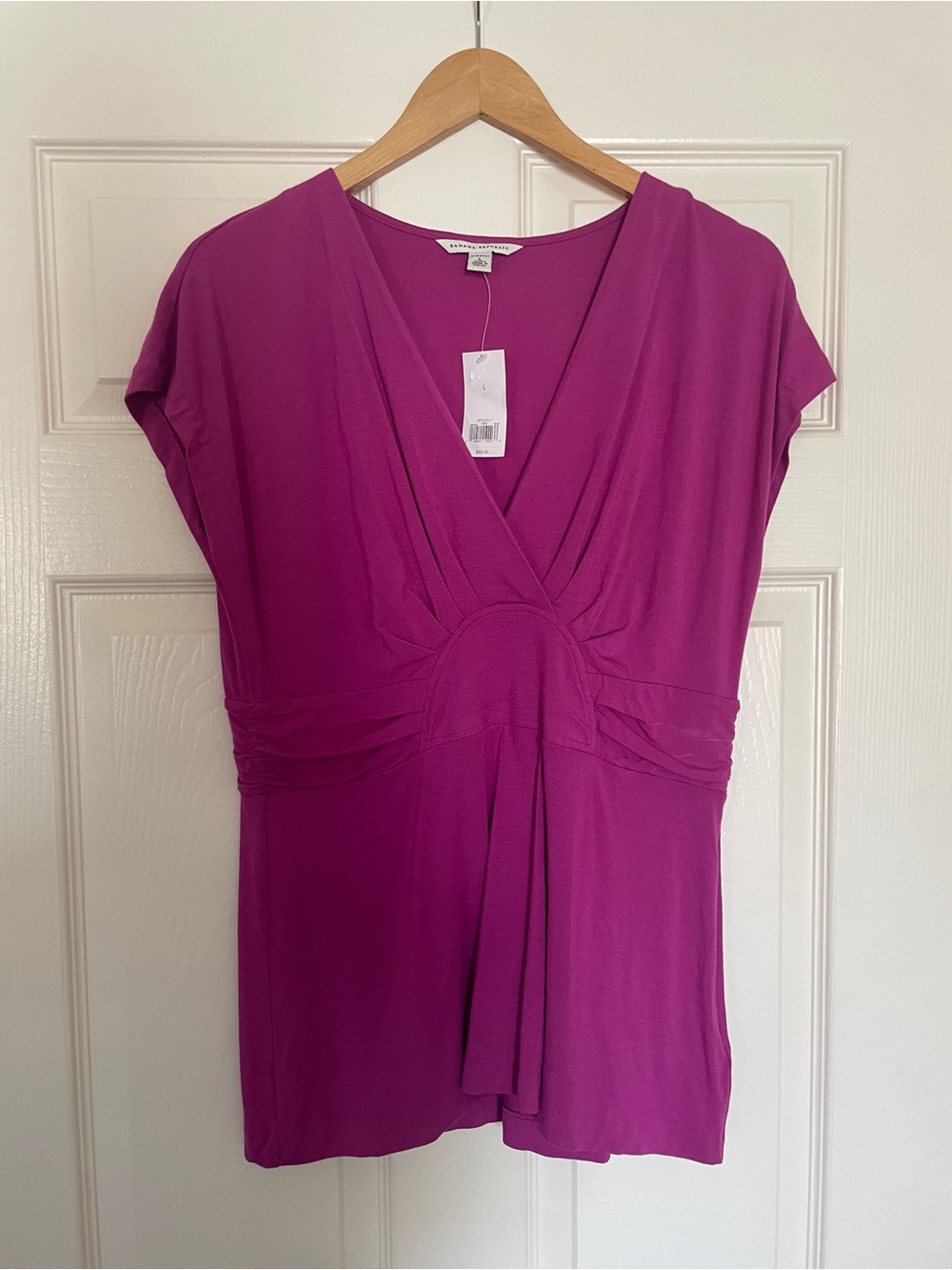 🩷 Banana Republic Fuchsia V-Neck Draped Front Tunic 🩷